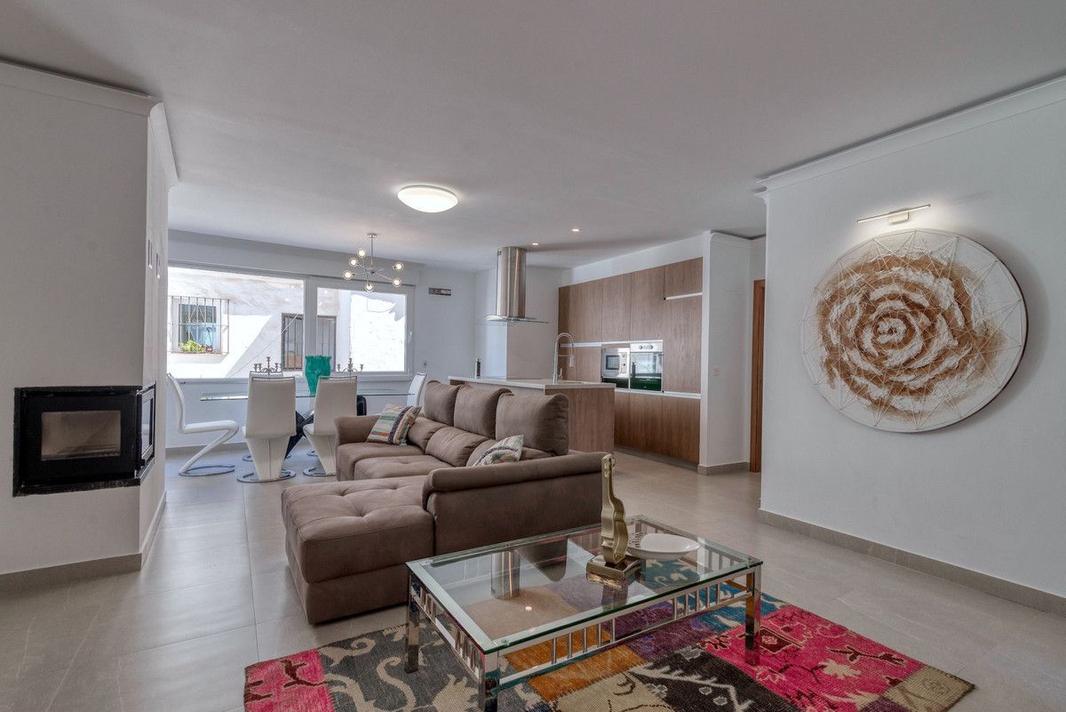 Appartement op de middelste verdieping in Puerto Banús, Puerto Banús, 3/11