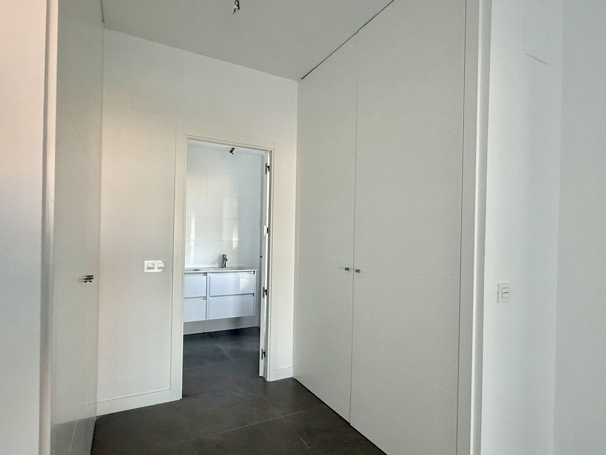 Gelijkvloers appartement in El Faro, El Chaparral, 9/12
