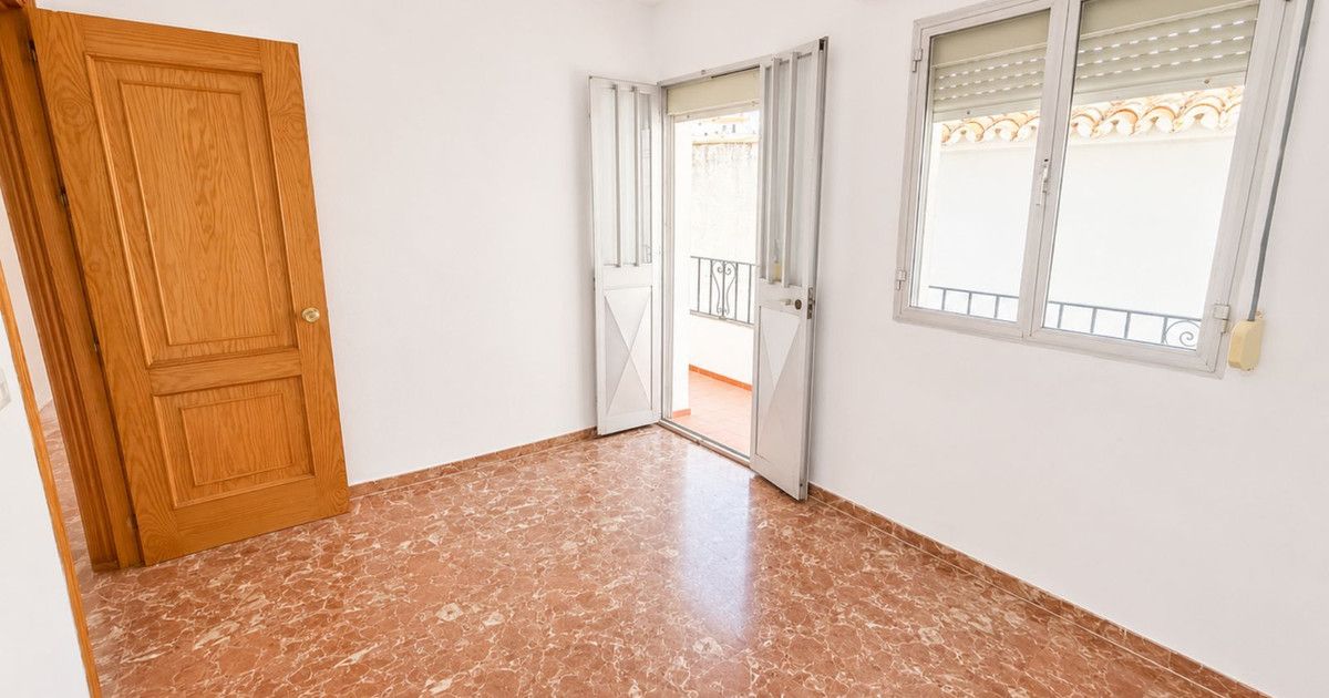 Maison jumelée à Casares, Casares, 9/12