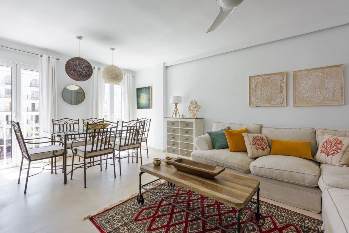 Geschakelde woning in Nueva Andalucía, Nueva Andalucía, 1/12