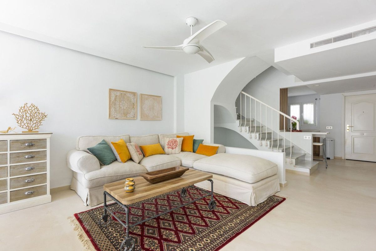 Geschakelde woning in Nueva Andalucía, Nueva Andalucía, 4/12