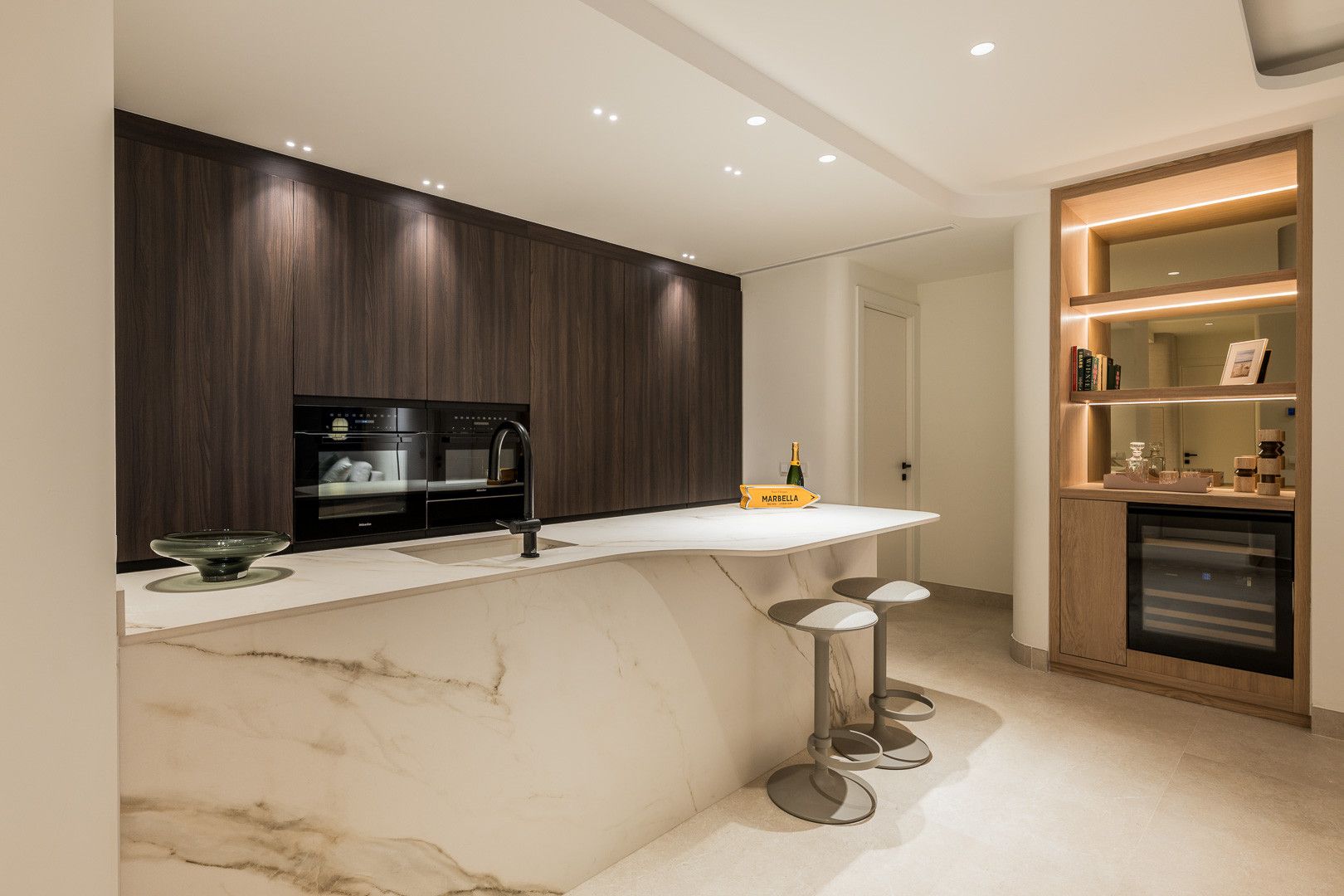 Penthouse in Estepona, Bahía del Velerín, Estepona, 10/12