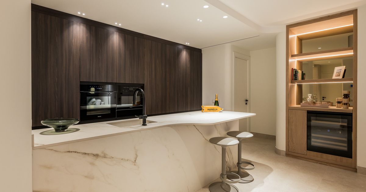 Penthouse in Estepona, Bahía del Velerín, Estepona, 10/12