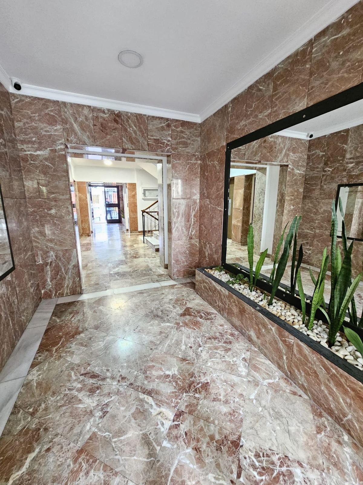 Appartement en étage intermédiaire à Marbella, Marbella, 12/12