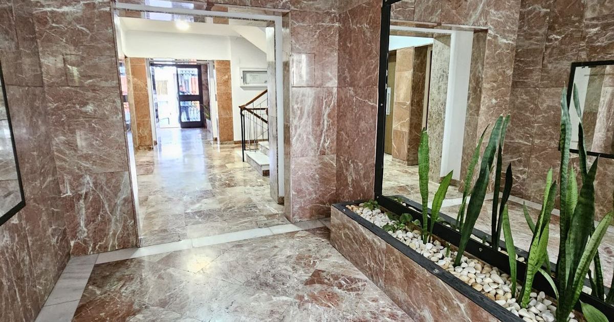 Appartement en étage intermédiaire à Marbella, Marbella, 12/12