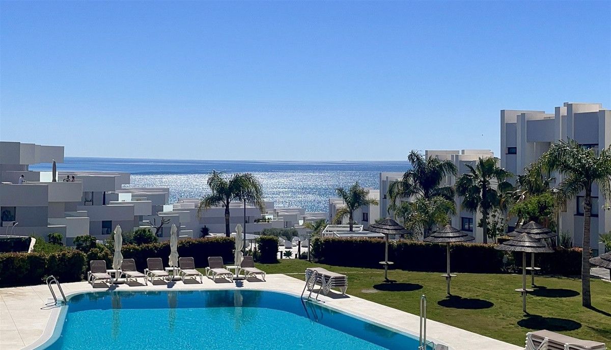 Ground Floor Apartment in Manilva, Manilva, 1/12