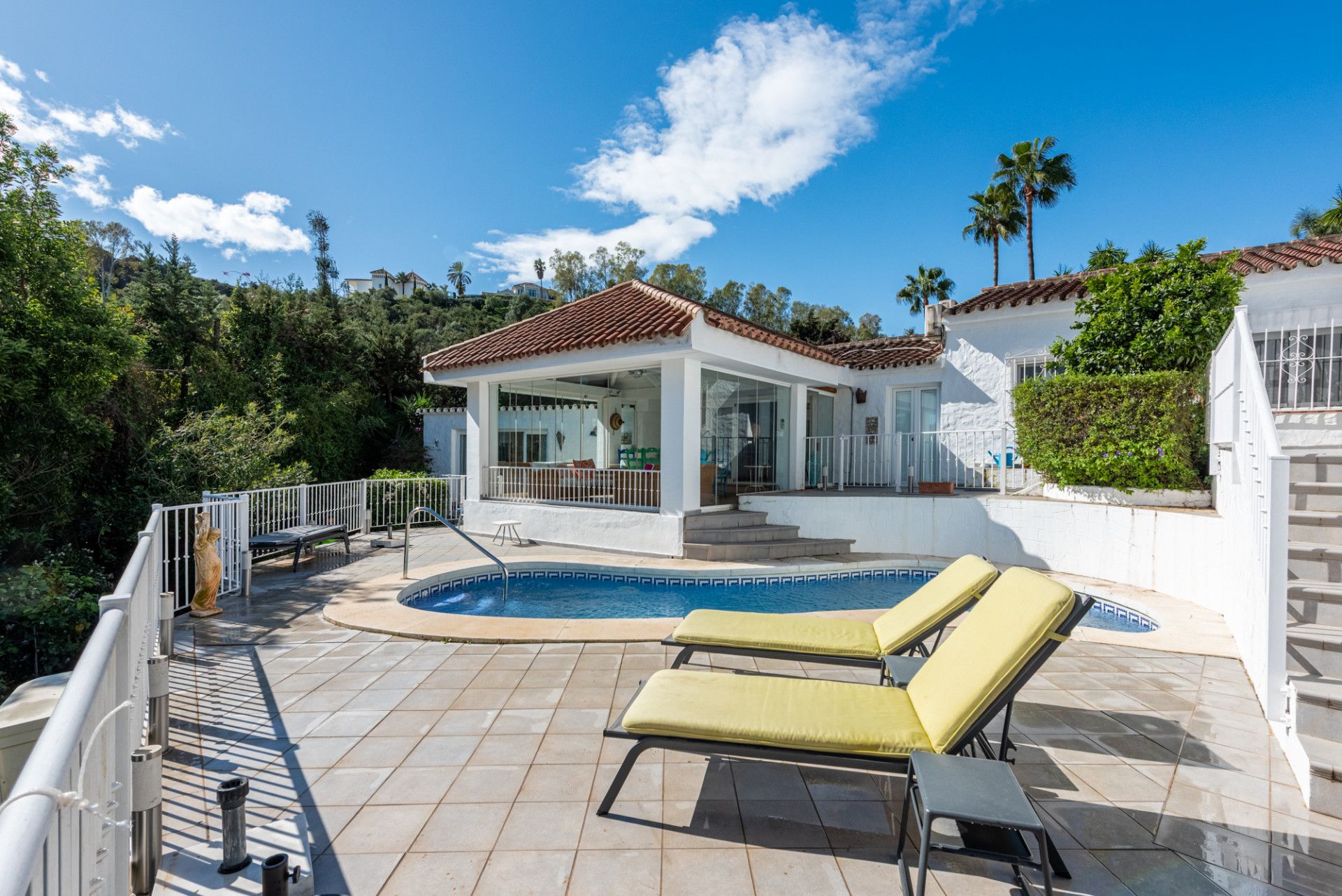 Вилла в Benahavis, Puerto del Almendro, Benahavis, 1/12