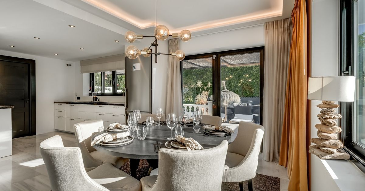 Villa i Nueva Andalucia, Nueva Andalucia, 4/12