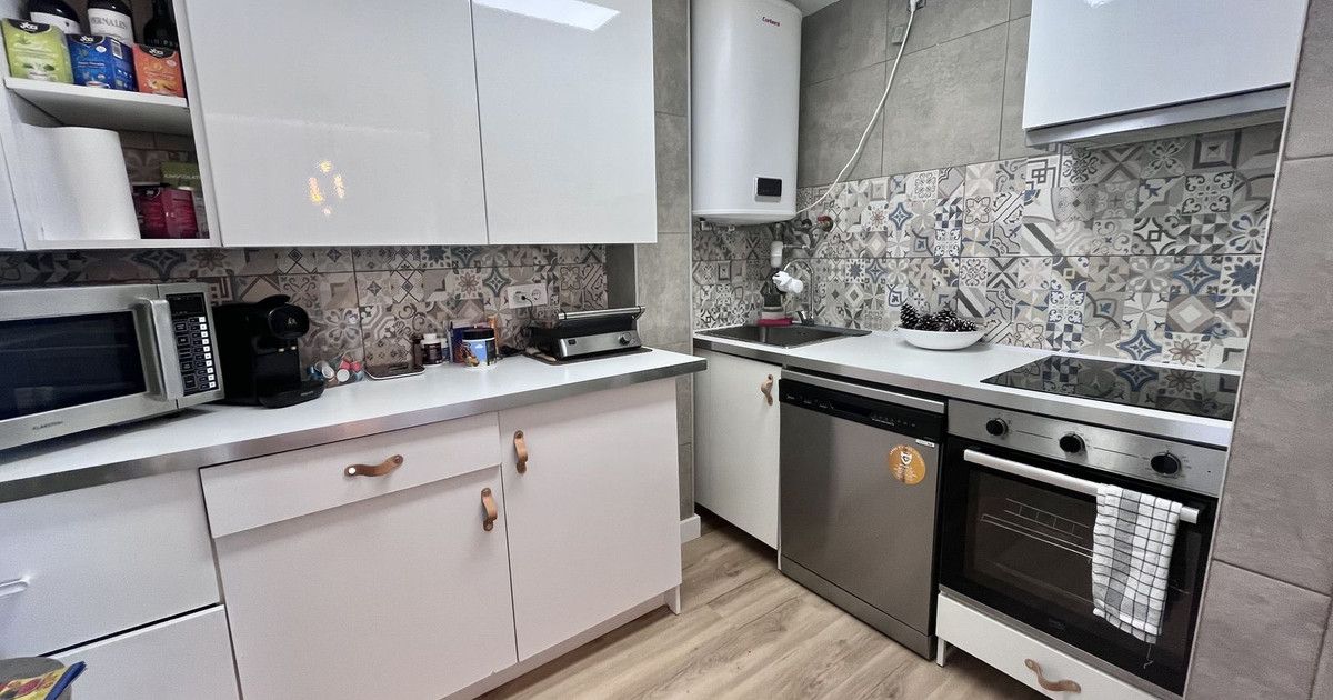 Middle Floor Apartment in Torremolinos, Torremolinos, 3/12