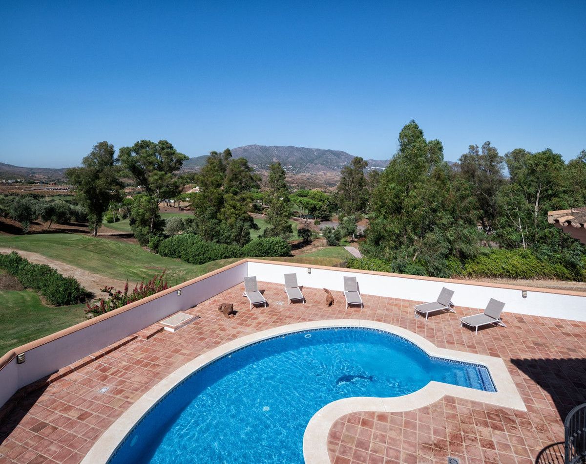 Vrijstaande villa in La Cala Golf, La Cala Golf, 4/12