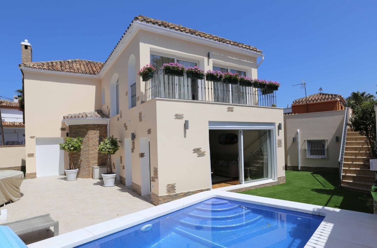 Detached Villa in San Pedro de Alcántara, San Pedro de Alcántara, 1/12