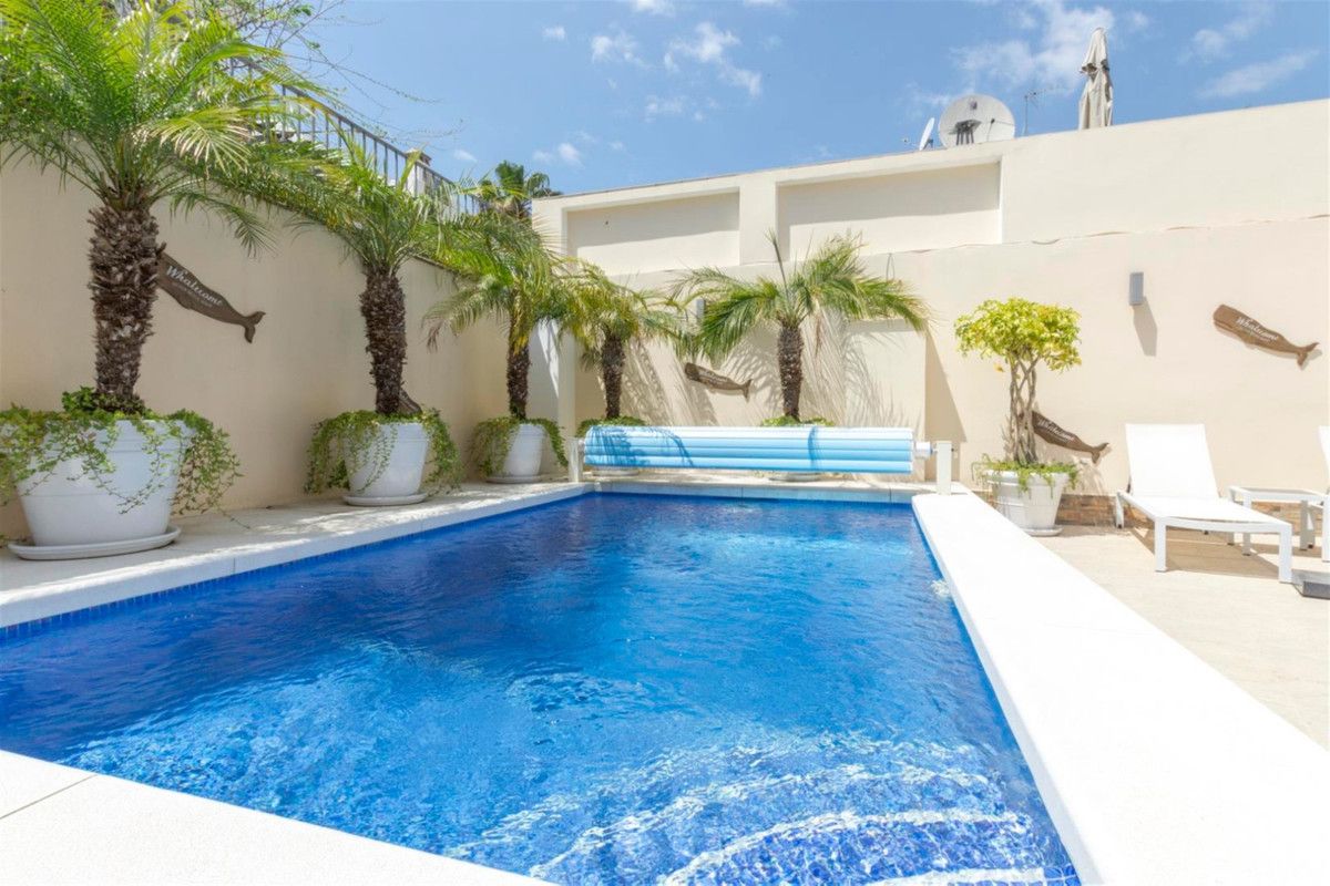 Detached Villa in San Pedro de Alcántara, San Pedro de Alcántara, 4/12