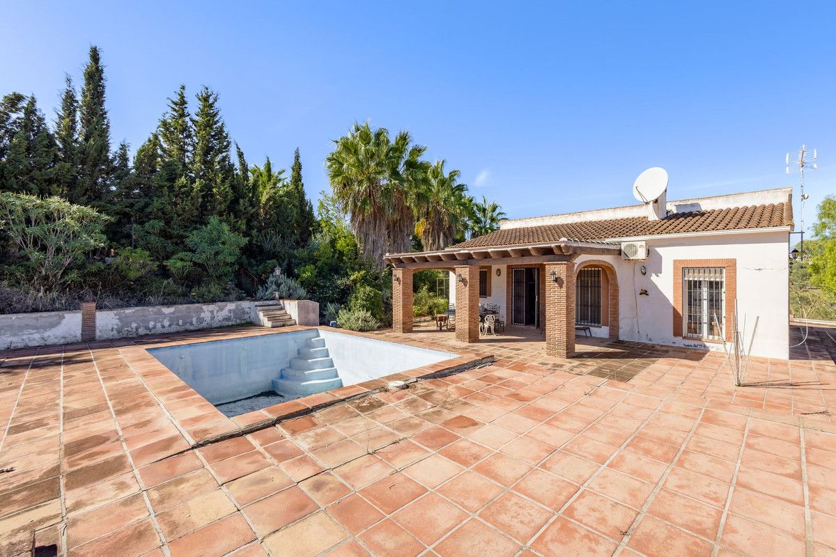 Detached Villa in Coín, Coín, 1/12