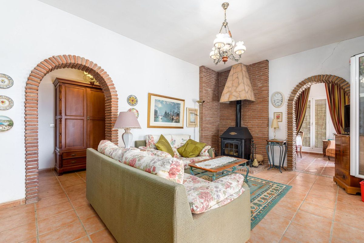 Detached Villa in Coín, Coín, 7/12