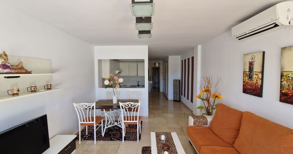 Wohnung in mittlerer Etage in Nueva Andalucía, Nueva Andalucía, 8/12