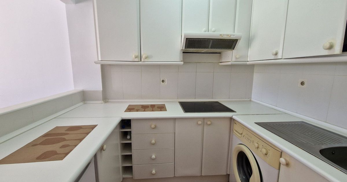 Wohnung in mittlerer Etage in Nueva Andalucía, Nueva Andalucía, 9/12