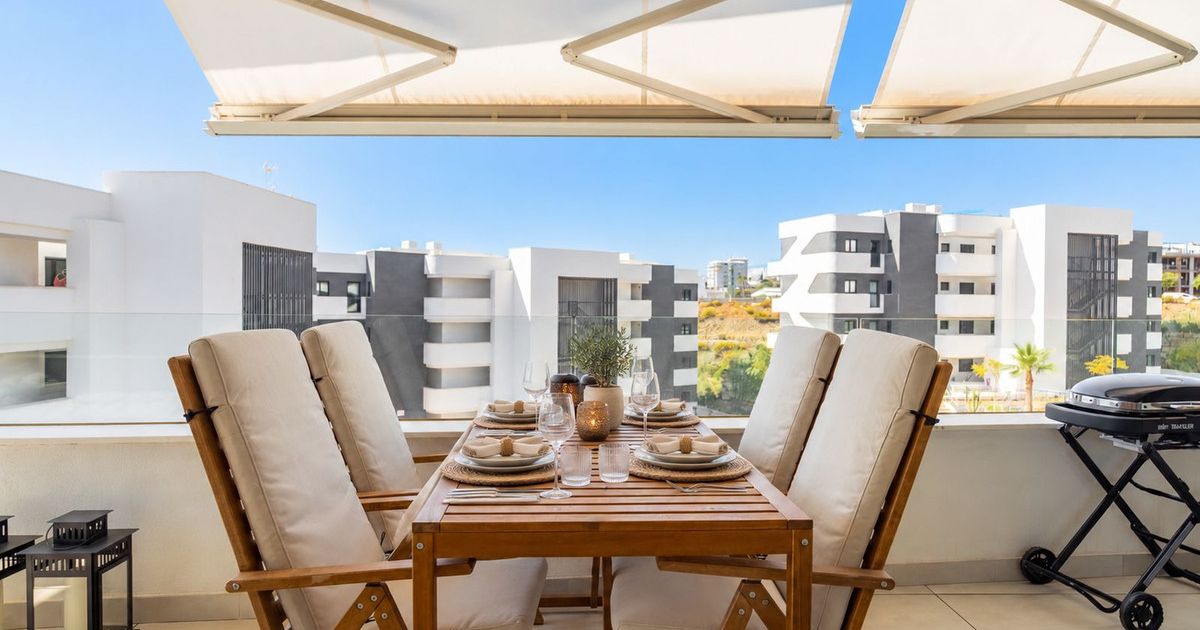 Apartamento en planta media en Fuengirola, Fuengirola, 2/12