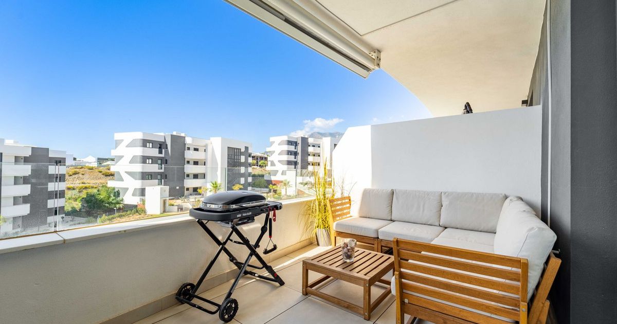 Apartamento en planta media en Fuengirola, Fuengirola, 3/12