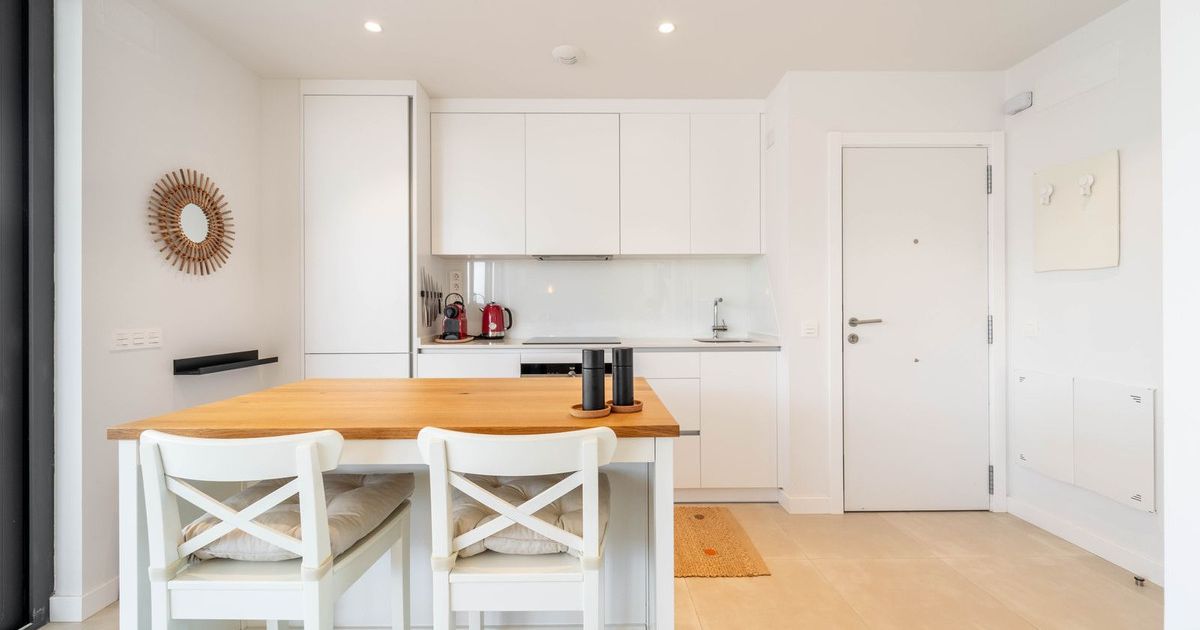 Apartamento en planta media en Fuengirola, Fuengirola, 4/12
