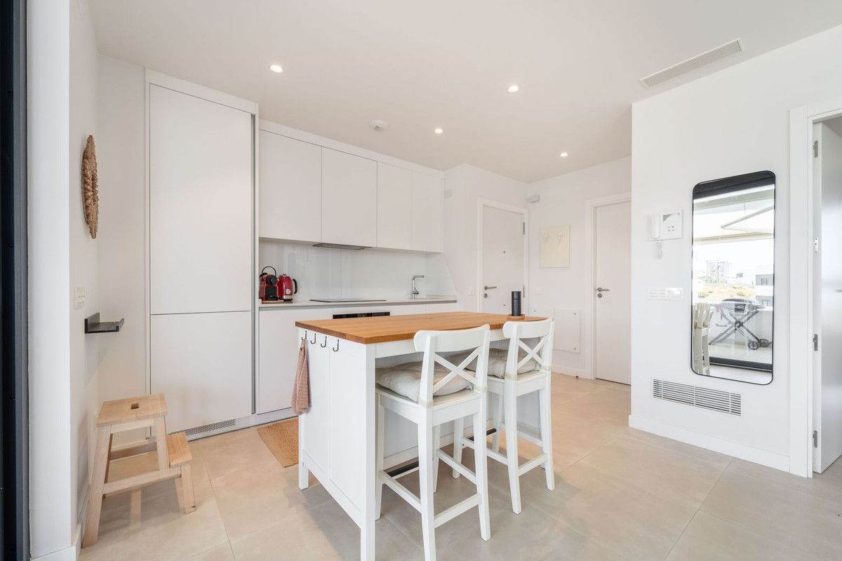 Apartamento en planta media en Fuengirola, Fuengirola, 10/12