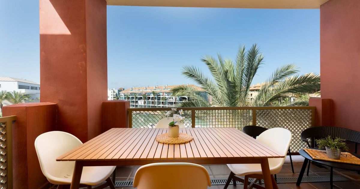 Lägenhet på mellanvåning i Sotogrande Marina, Sotogrande Marina, 1/12