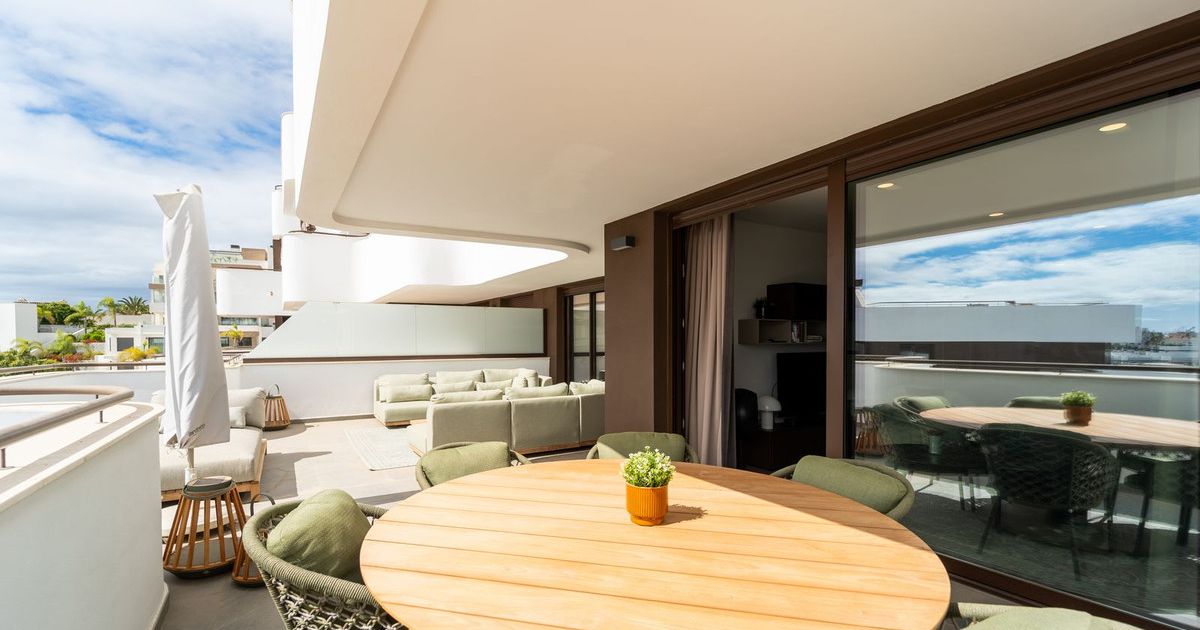 Квартира на среднем этаже в Estepona, Estepona, 10/12
