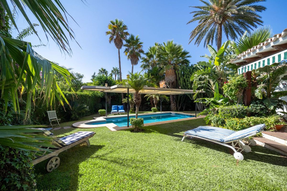 Detached Villa in Marbesa, Marbesa, 2/12