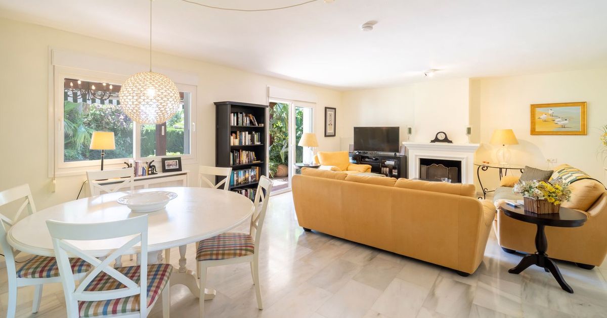 Detached Villa in Marbesa, Marbesa, 5/12