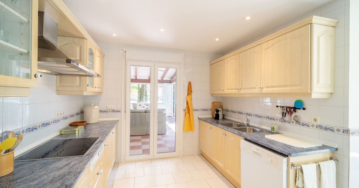 Detached Villa in Marbesa, Marbesa, 10/12