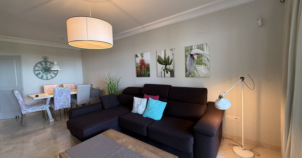 Appartement op de middelste verdieping in Casares, Casares, 4/12