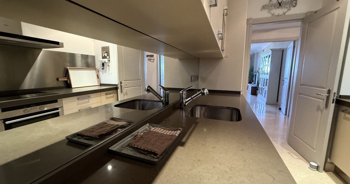 Appartement op de middelste verdieping in Casares, Casares, 7/12