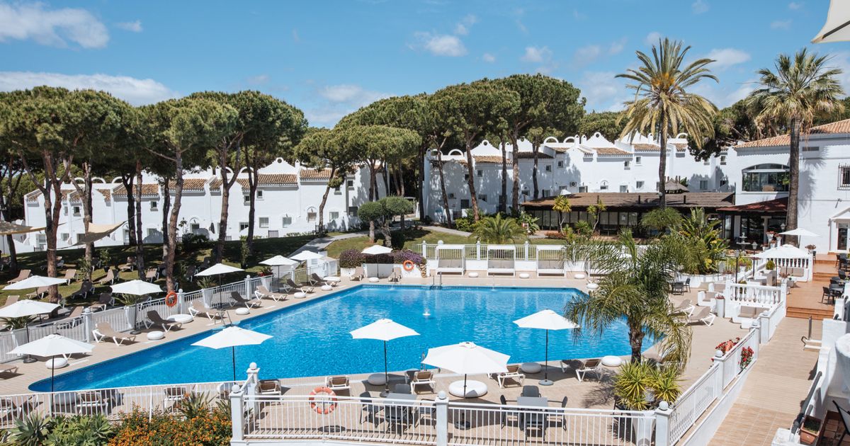 Town House w Marbella East, Cabopino, Marbella East, 1/12