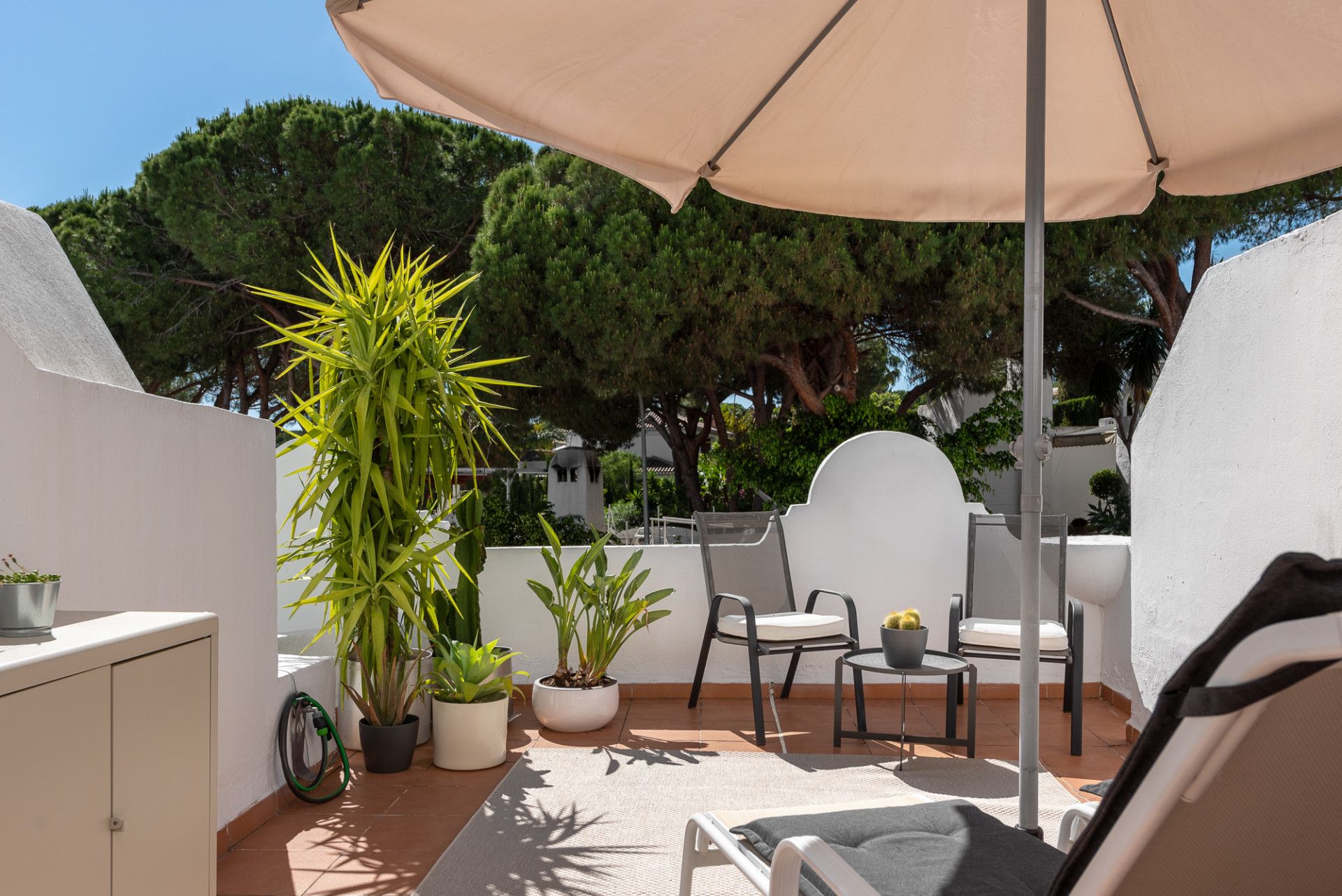Town House w Marbella East, Cabopino, Marbella East, 2/12