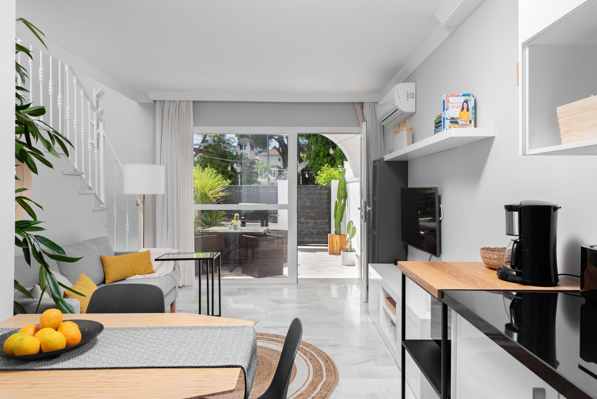 Town House w Marbella East, Cabopino, Marbella East, 8/12