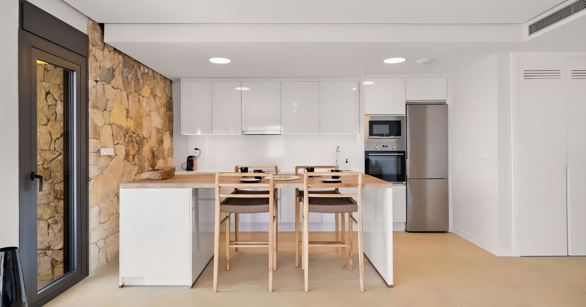 Wohnung in der mittleren Etage in Selwo, Selwo, 6/12