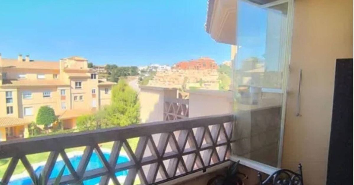 Middenverdieping appartement in Calahonda, Calahonda, 7/12