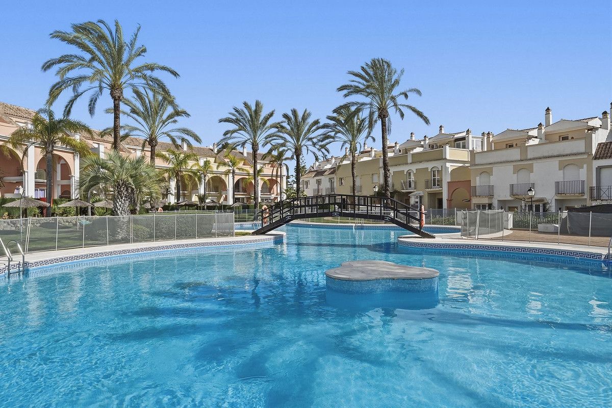 Maison de ville à Bahía de Marbella, Bahía de Marbella, 1/12