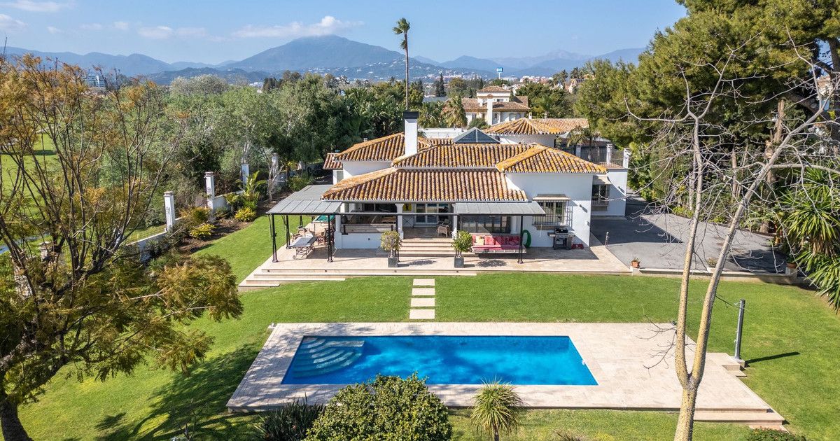 Detached Villa in San Pedro de Alcántara, San Pedro de Alcántara, 2/12