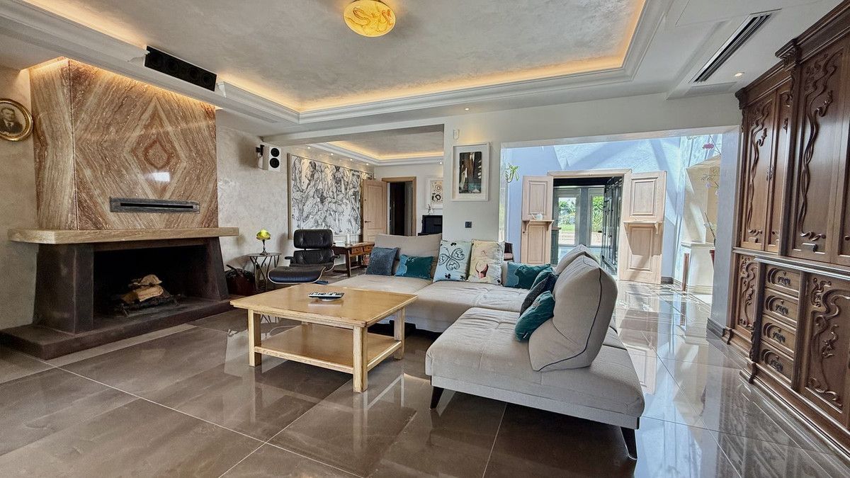 Detached Villa in San Pedro de Alcántara, San Pedro de Alcántara, 3/12