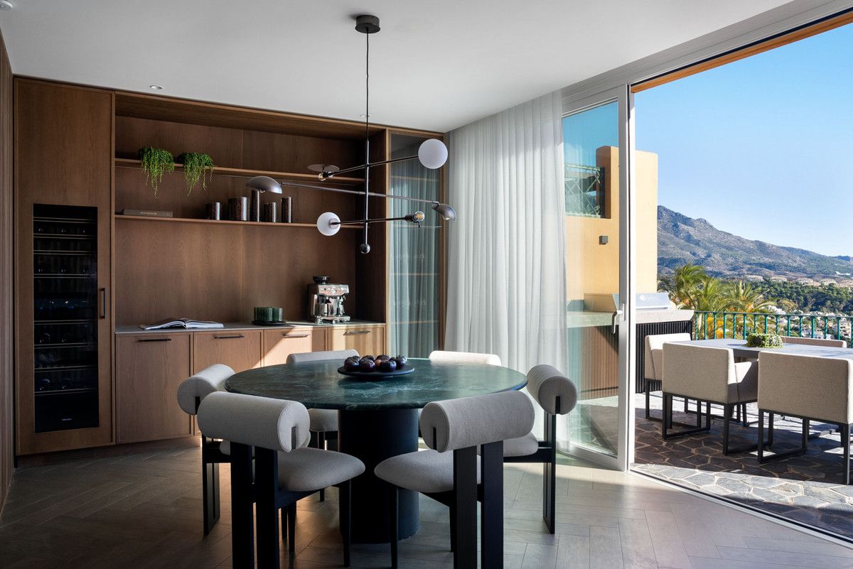 Takvåning i etage i Nueva Andalucía, Nueva Andalucía, 2/12