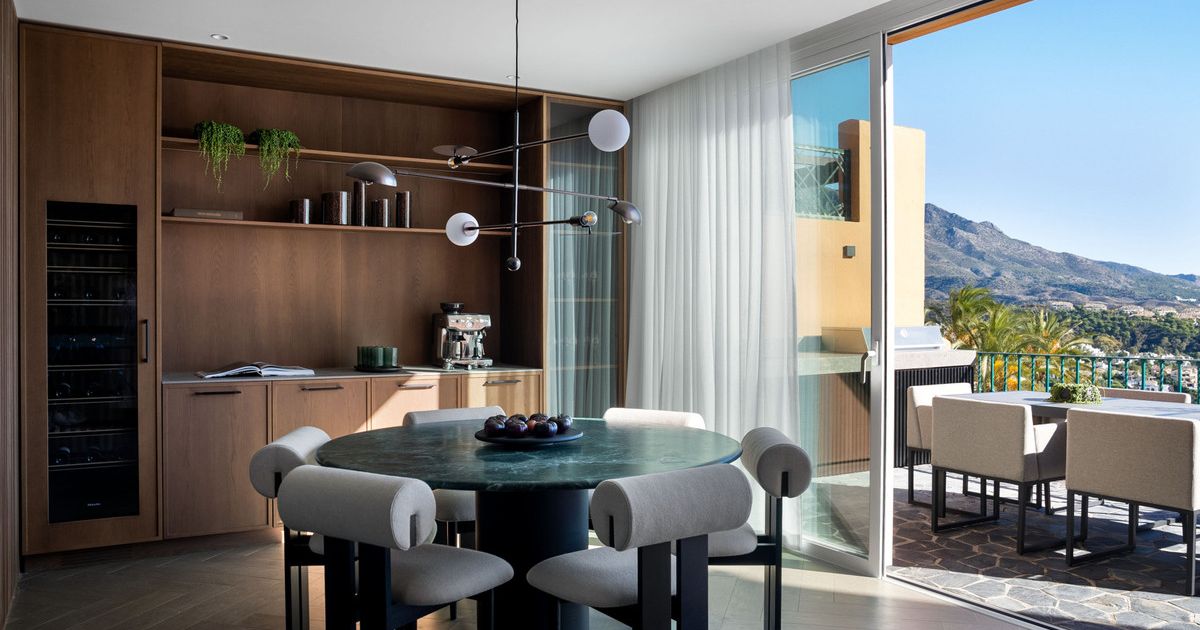 Takvåning i etage i Nueva Andalucía, Nueva Andalucía, 2/12