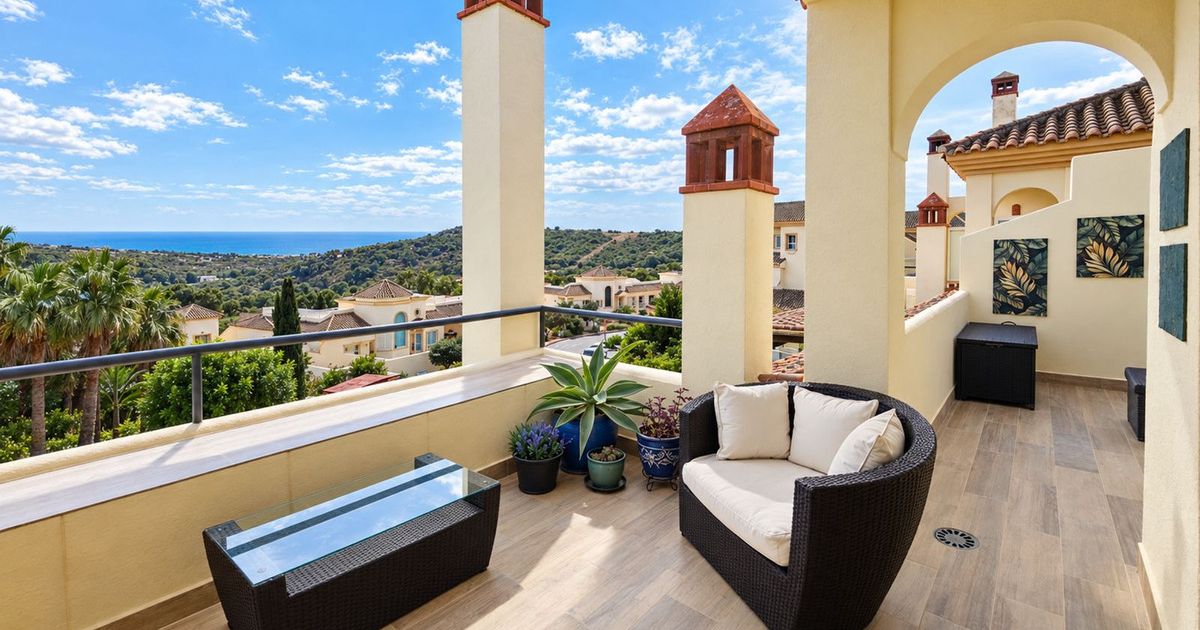 Penthouse Duplex in San Roque Club, San Roque Club, 1/12