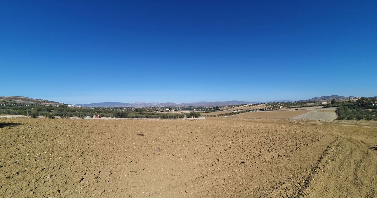 Land in Alhaurín el Grande, Alhaurín el Grande, 8/12