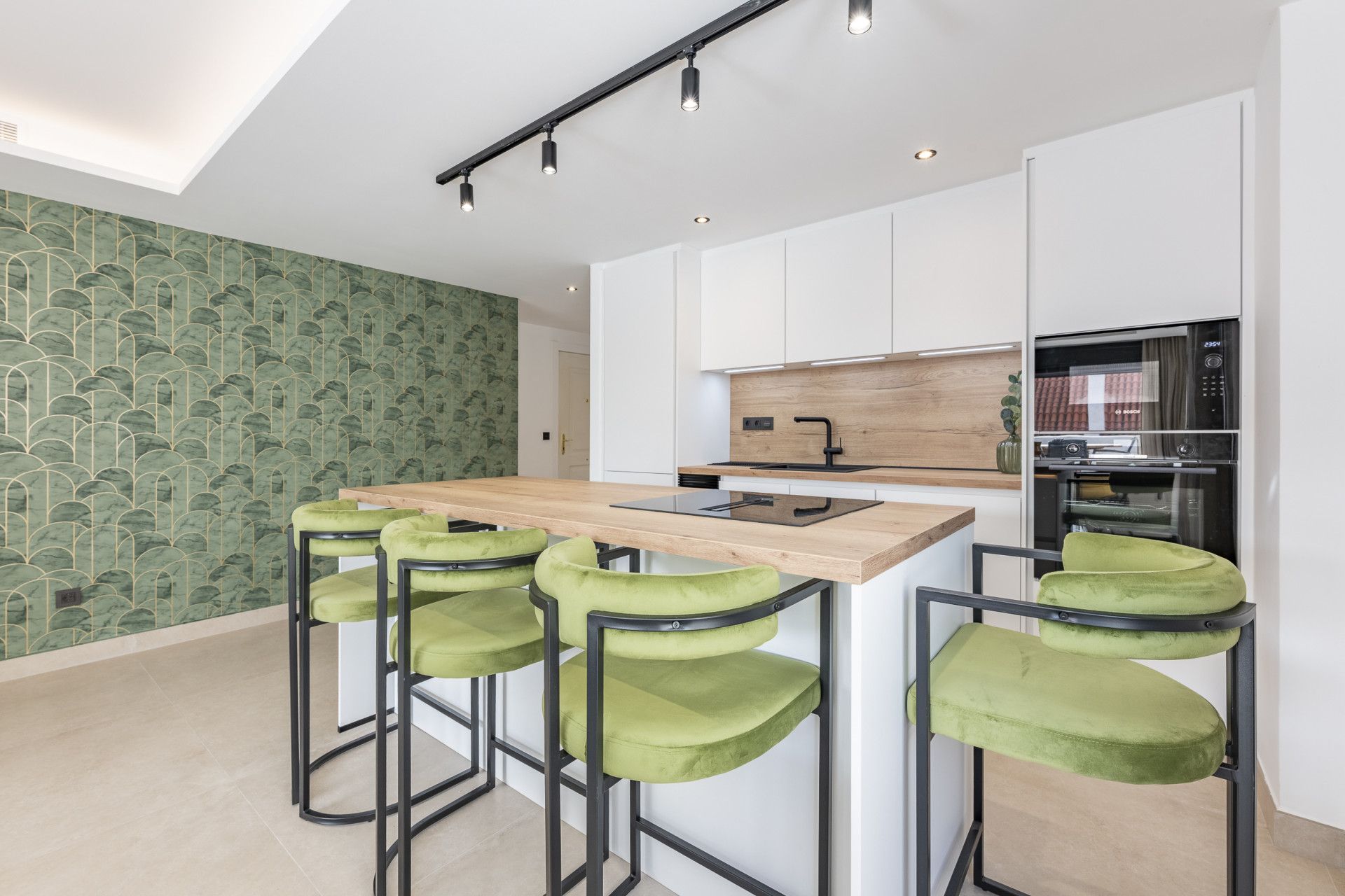 Apartamento en Nueva Andalucia, La Maestranza, Nueva Andalucia, 2/12