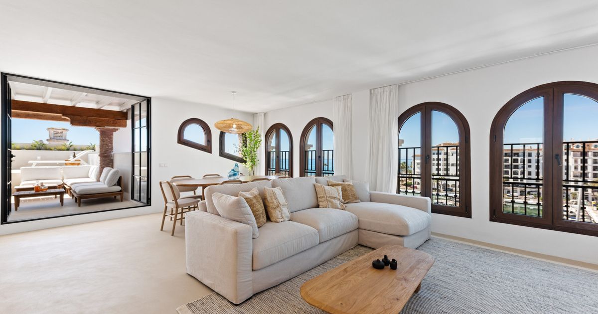 Penthouse Duplex in La Duquesa, La Duquesa, 4/12