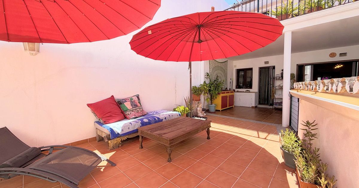 Townhouse in Benahavís, Benahavís, 6/12
