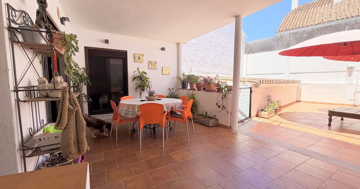 Townhouse in Benahavís, Benahavís, 8/12