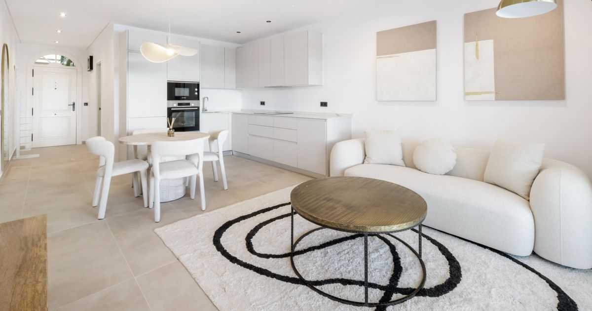 Apartment in Nueva Andalucia, Nueva Andalucia, 1/12
