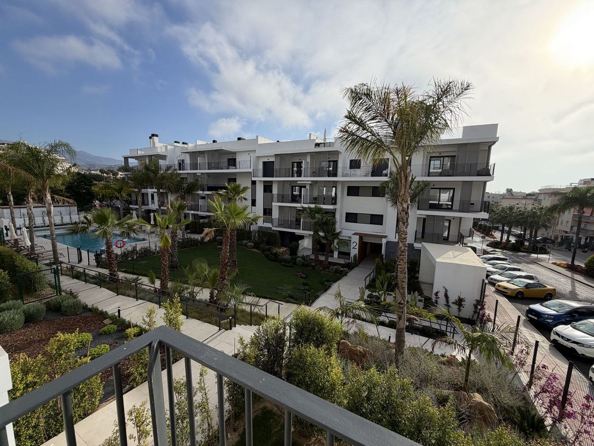 Apartament na środkowym piętrze w Estepona, Estepona, 12/12