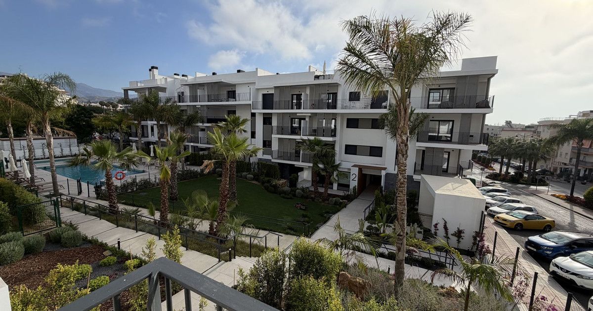 Apartament na środkowym piętrze w Estepona, Estepona, 12/12